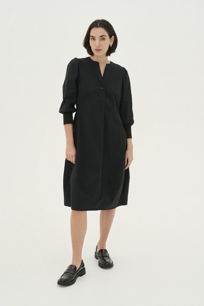 Cuantoinette 3/4 Sleeve Dress-black