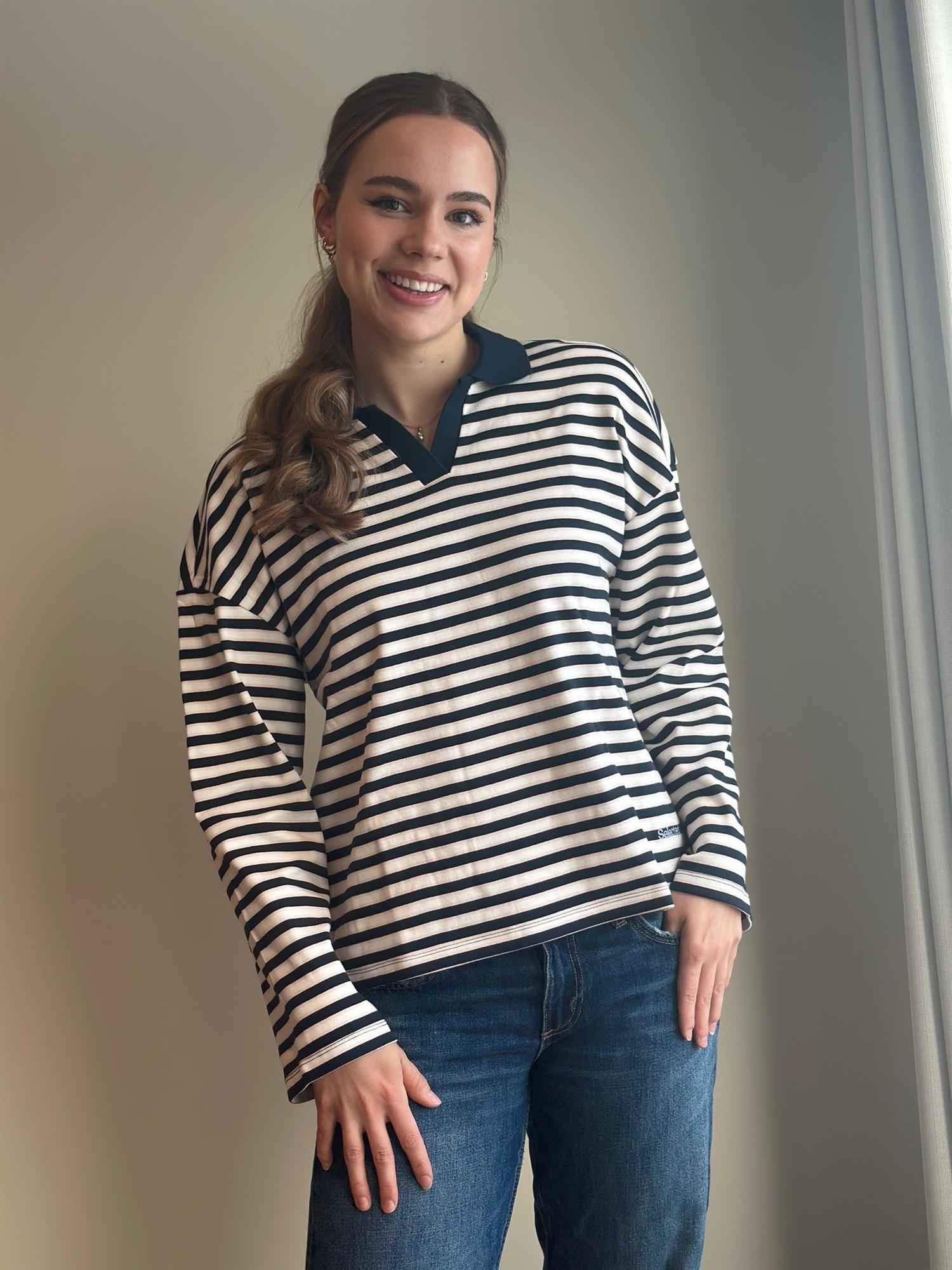 Stripete polo en av vårens store trender