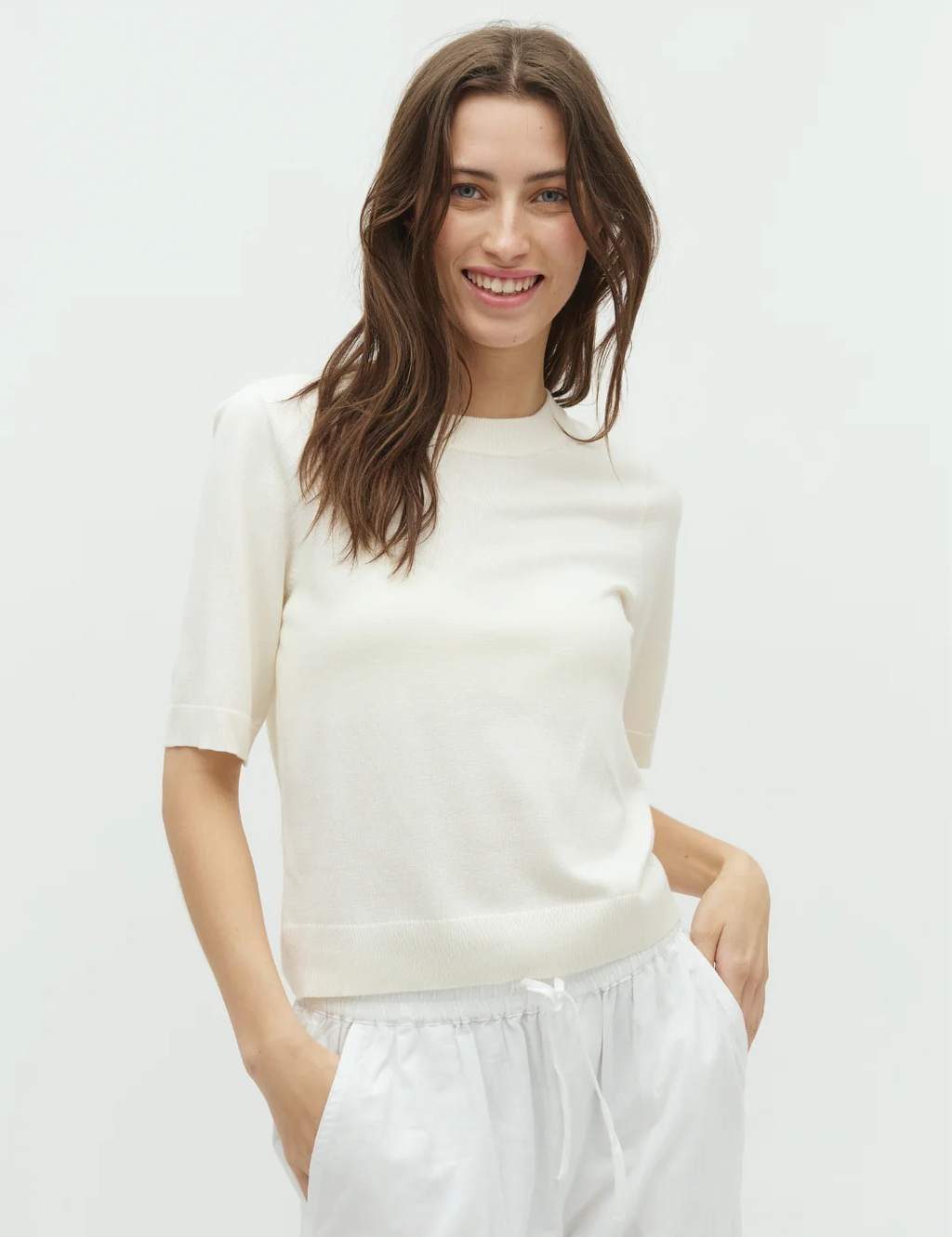 Carla-M-offwhite
