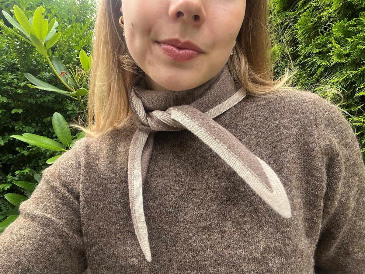 Montecristo Duo Triangle Scarf -brown