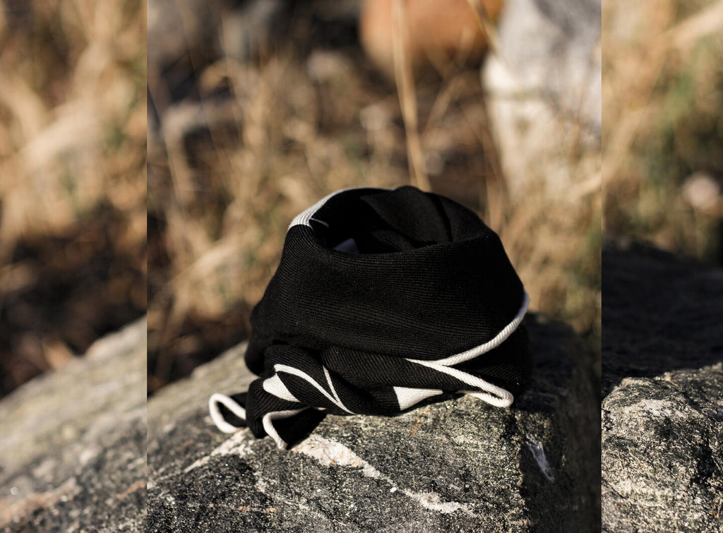 Ulla Emblem ullskjerf-sort